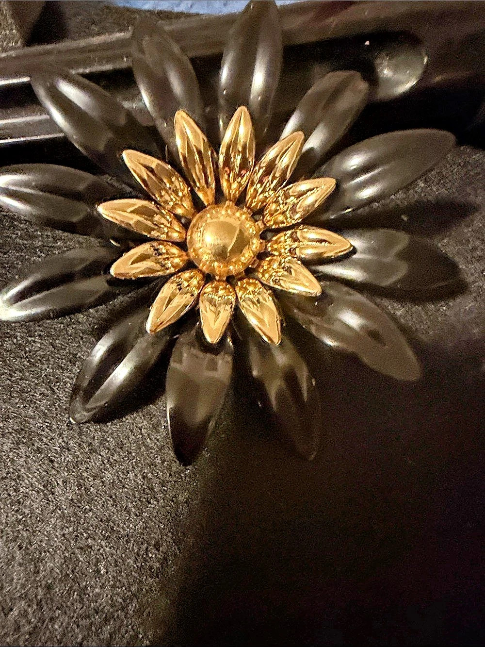 Vintage 1968 Fashion Petal Collection Black & Gold Flower Brooch